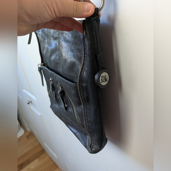 THE SAK Black Leather Shoulder Or Crossbody Bag Zipped Pockets - Picture 5 of 11